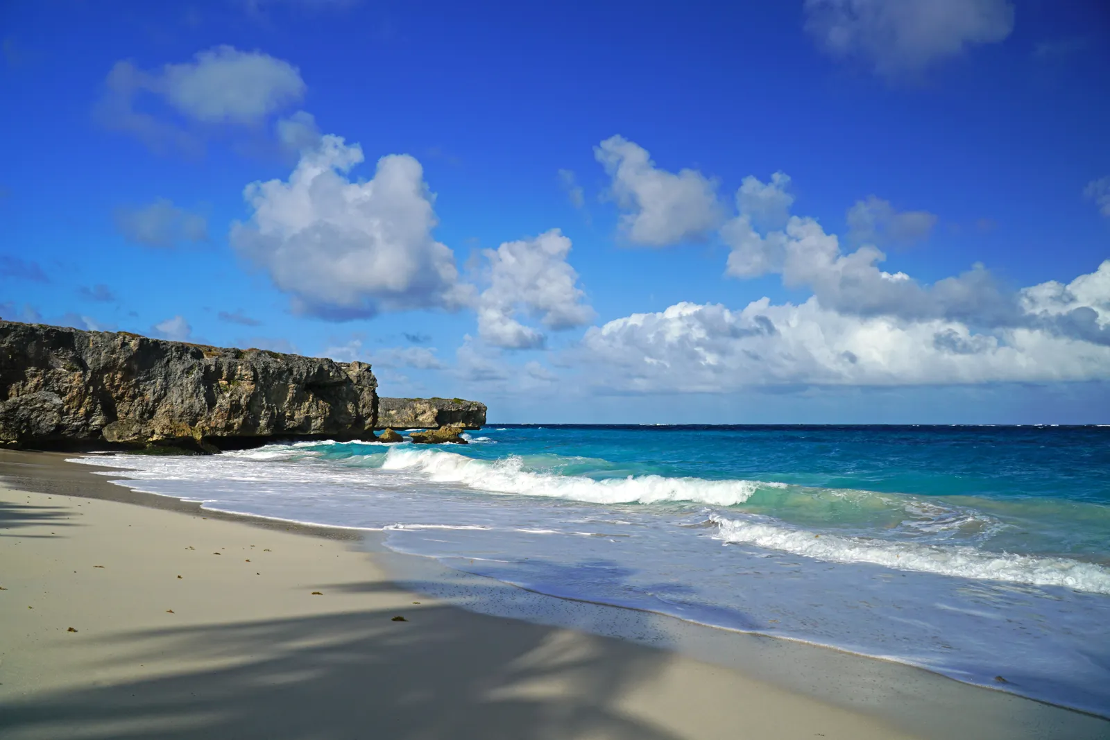Barbados travel guide: things to do, entry requirements and best time to visit Plage de Bottom Bay à la Barbade