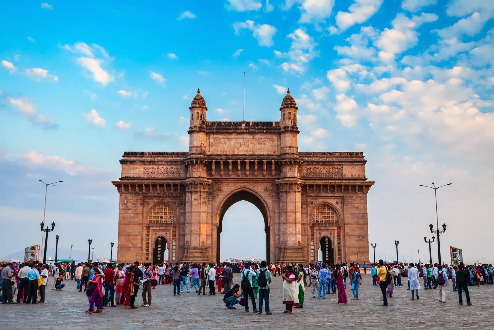Visiter Bombay (Mumbai) : que voir et quand partir La porte de l'Inde (Gateway of India) sur le front de mer de Bombay