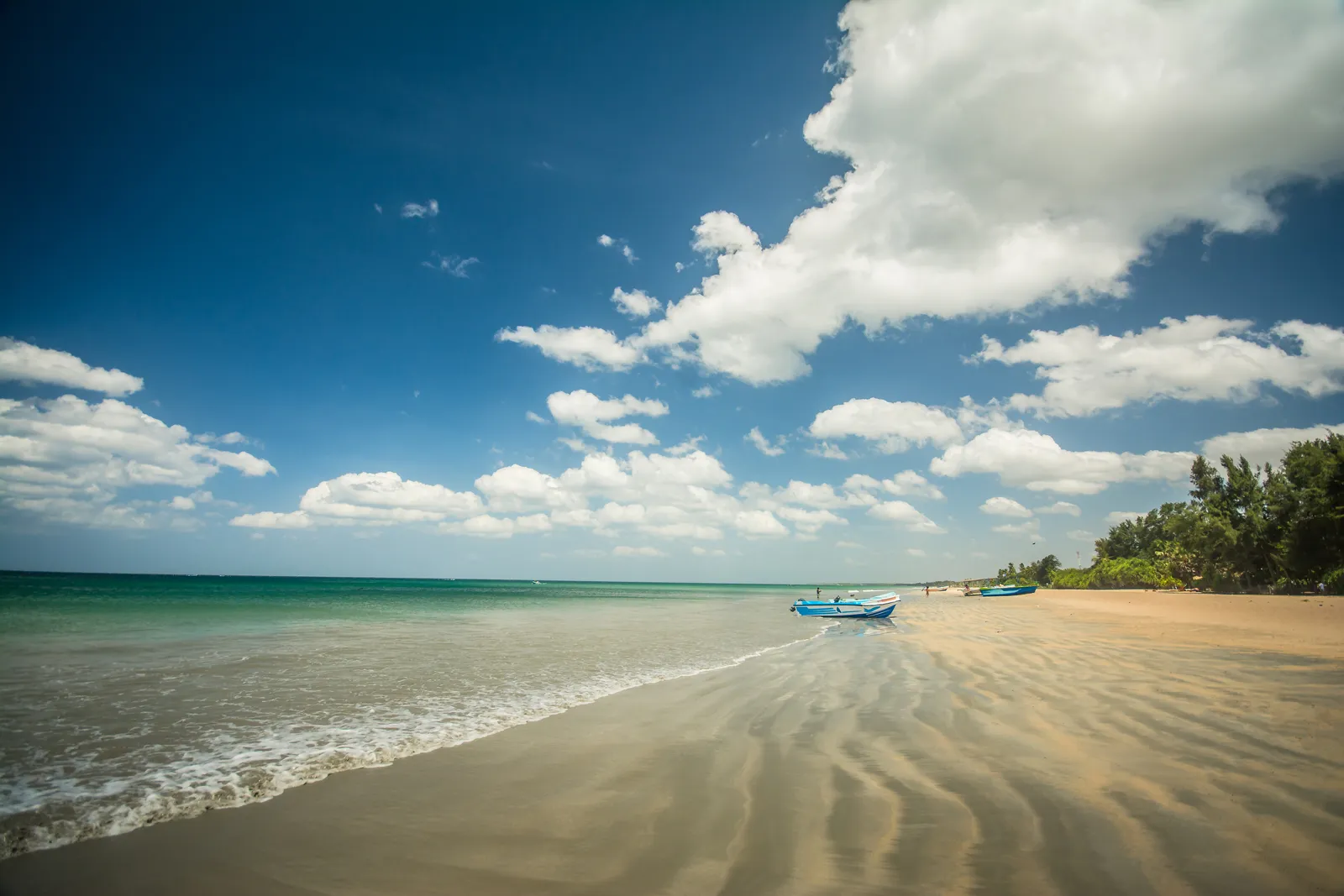 Plage de Nilaveli, près de Trincomalee, sur la côte est