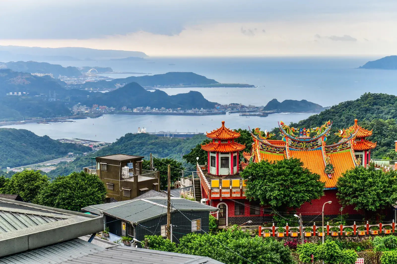 The old village of Jiufen clinging to the mountainside in northern Taiwan